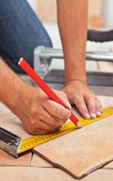 KRISBUL Renovatiebedrijf Afbeelding Gespecialiseerd In Tegelwerk